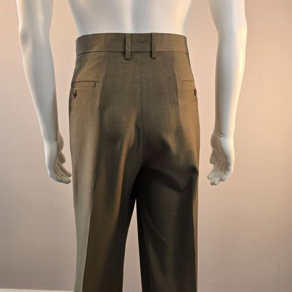 Haggar Dress Pants Mens 38x32 Brown Classic Fit ECLO STRIA Pleated Front Cuffed - Picture 5 of 9